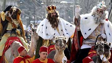 Cabalgata de los Reyes Magos, Sevilla, España. Los Tres Reyes venidos de Oriente