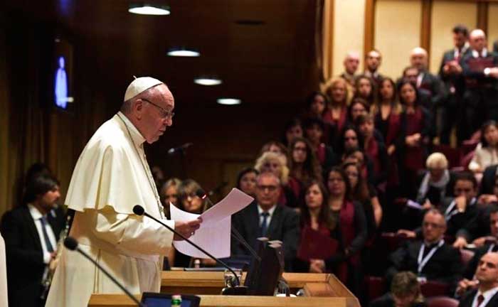Papa Francisco cambia enseñanza del Catecismo de la Iglesia Católica sobre la pena de muerte
